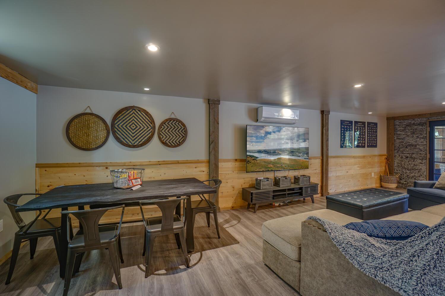 Jurassic Rebirth Out On Jul 2 - Book Your Stay Now (Adults Only) Washougal エクステリア 写真